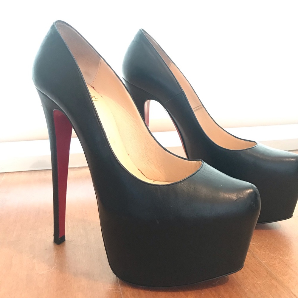 Christian Louboutin Daffodile